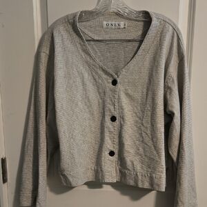 Only White Boxy Crop Top